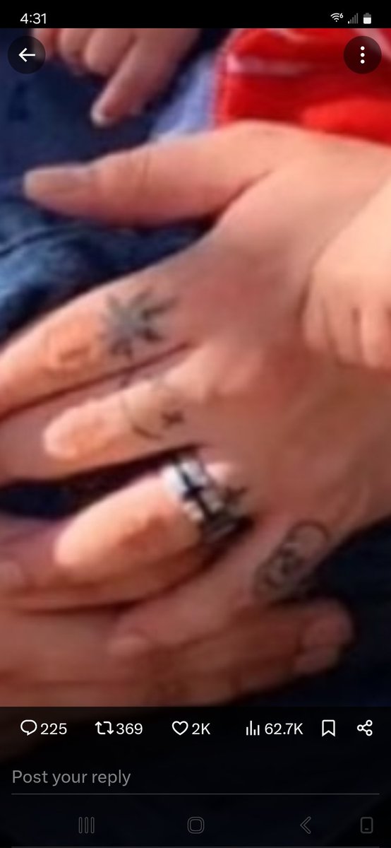 Gracelyn72's tweet photo. Supposedly this is what each finger tat represents on Garcio per law enforcement officials.

Take the 1st letter of the spanish word representing tattoo on pointer & middle fingers.

•pointer finger >Spanish word for marijuana is "marihuana"   = M
•middle finger > Spanish word for smile is "sonrisa"   = S
THEN
•ring finger > a Cross commonly representing =   1
•pinky > Spanish word for skull is "cráneo," with C being the 3rd letter in the alphabet =   3