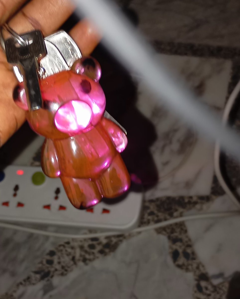oluwaloba_P's tweet photo. Turn memories into keepsakes with these resin key holders. Take a piece of this journey everywhere you go.
Hand made with love ❤️
Send a DM to place an order
#souvenier
#souvenier_ideas
#gift_items https://t.co/E6AFAEc6Hu