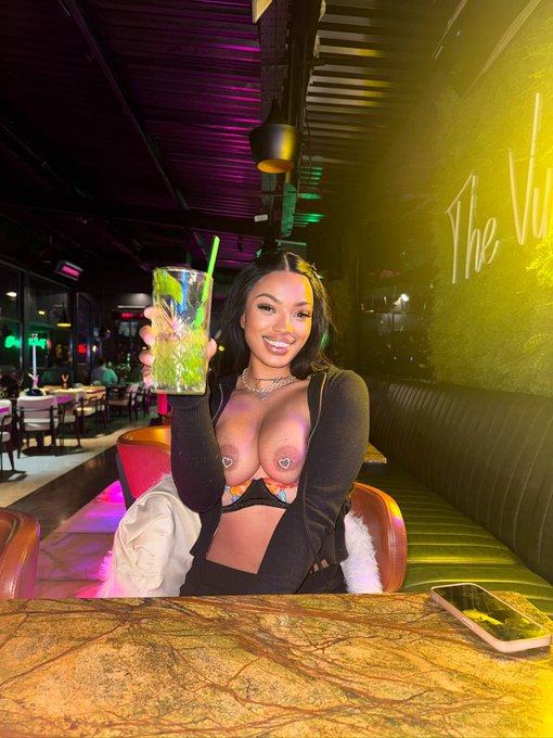 Watch 𝐓𝐢𝐟𝐟𝐚𝐧𝐲💋 IG- TiffanySavage_'s leaked NSFW photo on TwXstars