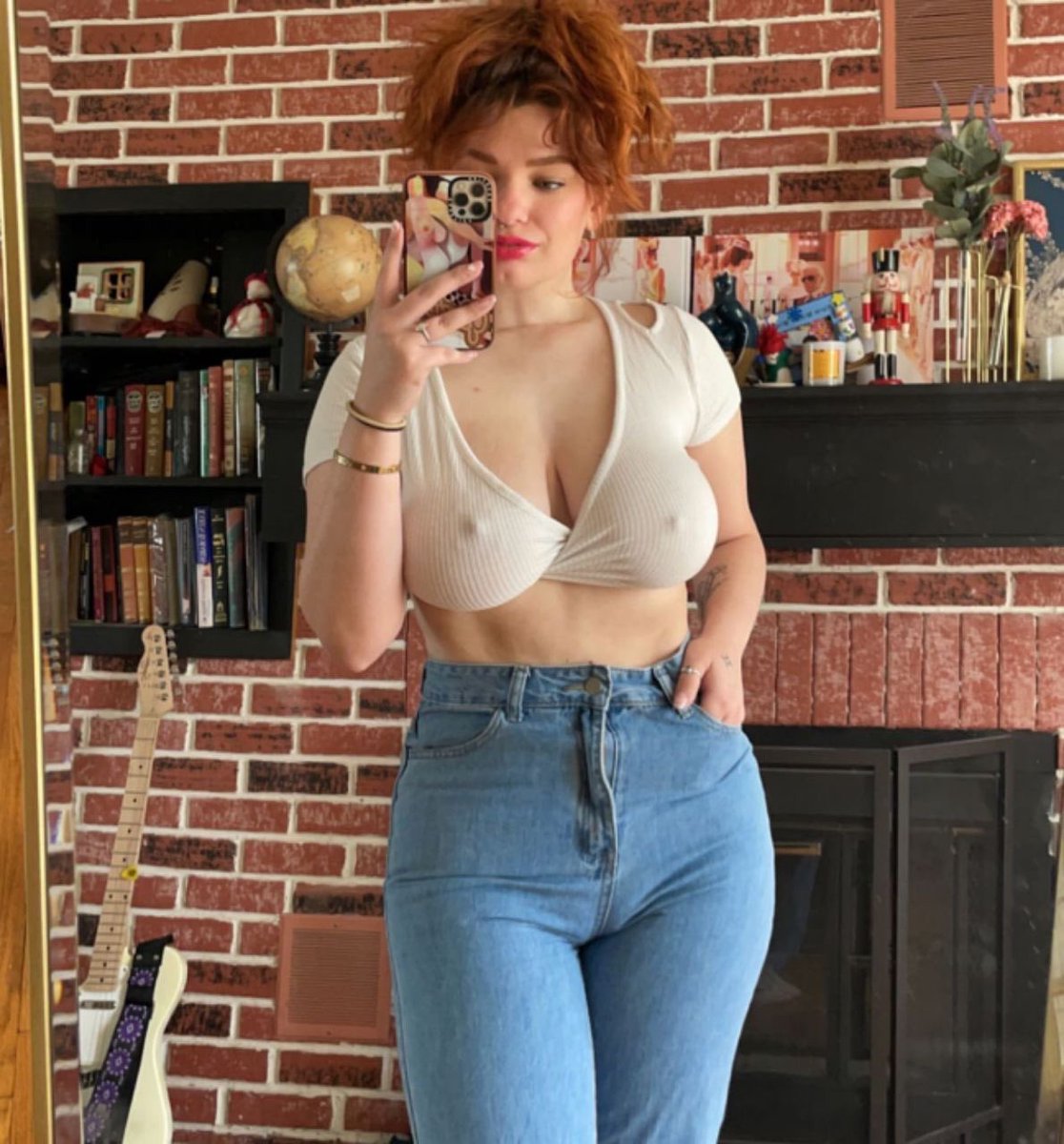 marykeya0's tweet photo. Who wanna have fun with me 😍 https://t.co/jQ2fvdo6iX