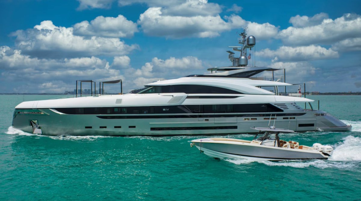 karbonyachts's tweet photo. Discover the elegance of the 48m Rossinavi Superyacht EIV, now available for $32.75M. 🌊 #LuxuryYachting Read More: https://t.co/01FSHhFoT8 https://t.co/9GSdSFucD4