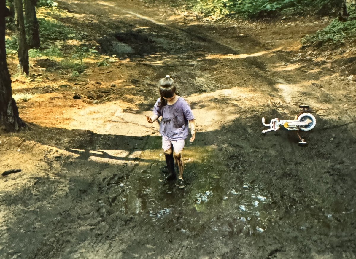 DontBlameKeke's tweet photo. Covered in mud, you look ridiculous
And you have no idea 🥹
#waytogotiger #1YearOfTSTTPD #TSTTPD https://t.co/FRqk1I0xKj