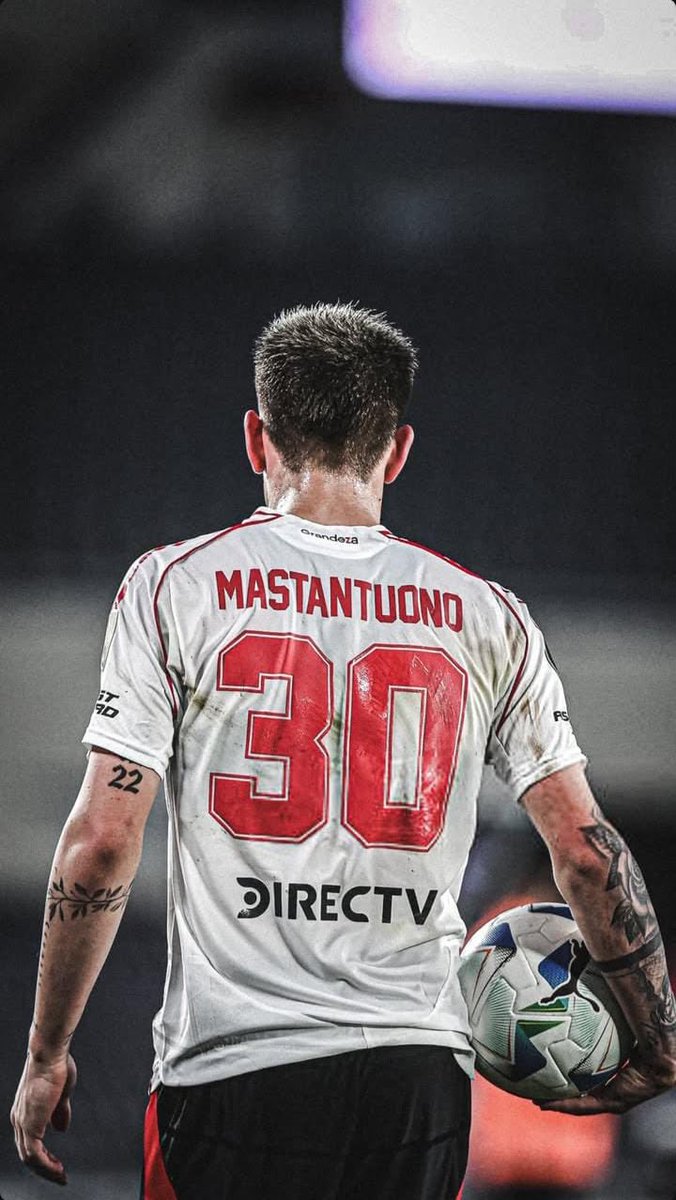 EL FÚTBOL QUE ME GUSTA.

FRANCO MASTANTUONO.