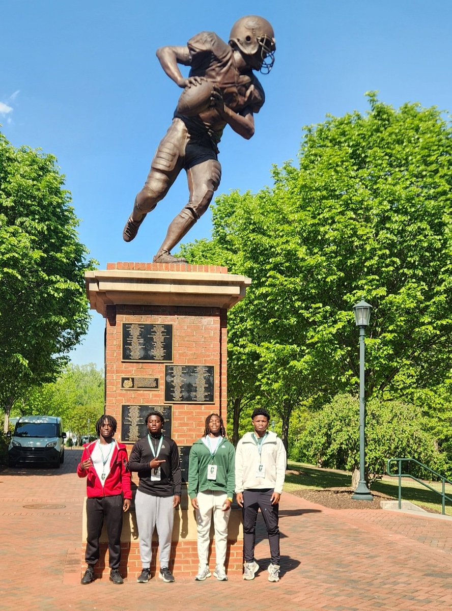 EHigh Trojans Football (@ehstrojanftbl) on Twitter photo ***Florida invades the Carolinas***
Special shout out to <a href="/CharlotteFTBL/">Charlotte Football</a> <a href="/CooperHyatt1/">Cooper Hyatt</a> @NickWelsh18 for showing hospitality and allowing us to check out the facilities and hear more about the program ๐๐ช๐พ๐ค
<a href="/CarlJB26/">Carl Jean-Bart</a> <a href="/jiahwalls08/">Jiah walls</a> <a href="/JamichaelHill_/">JaMichael โJmikeโ Hill</a> <a href="/Showtime_mari8/">Emari Peterson</a>
<a href="/coachmalcj/">Malcolm Jones ๐บ๐ธ</a> ***Florida invades the Carolinas***
Special shout out to <a href="/CharlotteFTBL/">Charlotte Football</a> <a href="/CooperHyatt1/">Cooper Hyatt</a> @NickWelsh18 for showing hospitality and allowing us to check out the facilities and hear more about the program ๐๐ช๐พ๐ค
<a href="/CarlJB26/">Carl Jean-Bart</a> <a href="/jiahwalls08/">Jiah walls</a> <a href="/JamichaelHill_/">JaMichael โJmikeโ Hill</a> <a href="/Showtime_mari8/">Emari Peterson</a>
<a href="/coachmalcj/">Malcolm Jones ๐บ๐ธ</a>