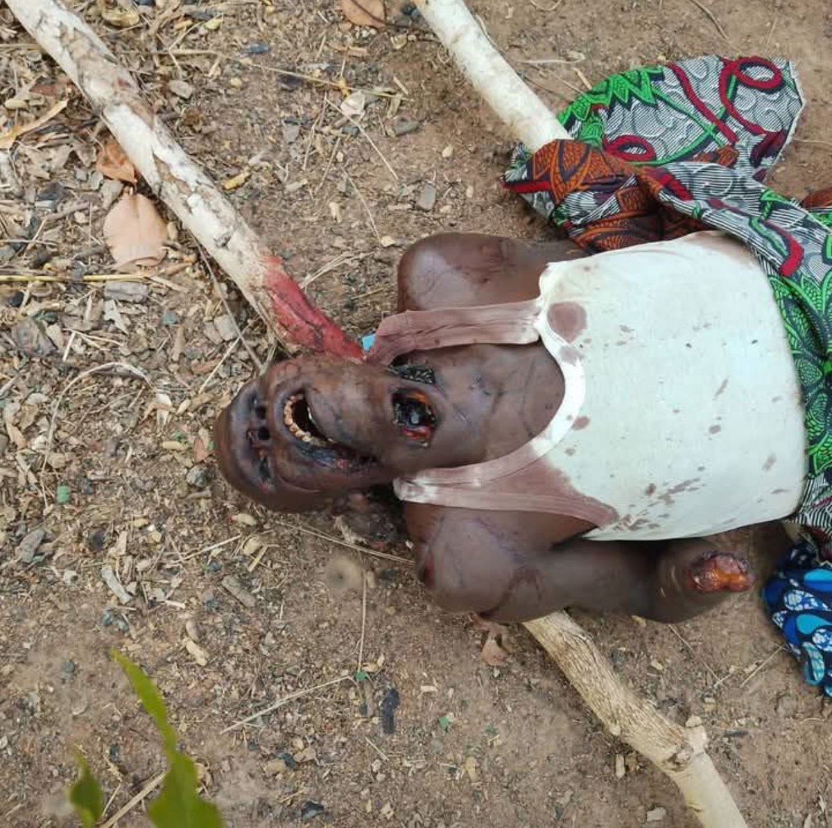 Erm_Eye's tweet image. The Fulani herdsmen you see in the previous post returned at night and this is the outcome. The kill people every night and nothing is done about it. Bunue is bleeding! There is an ongoing genocide in Benue state!