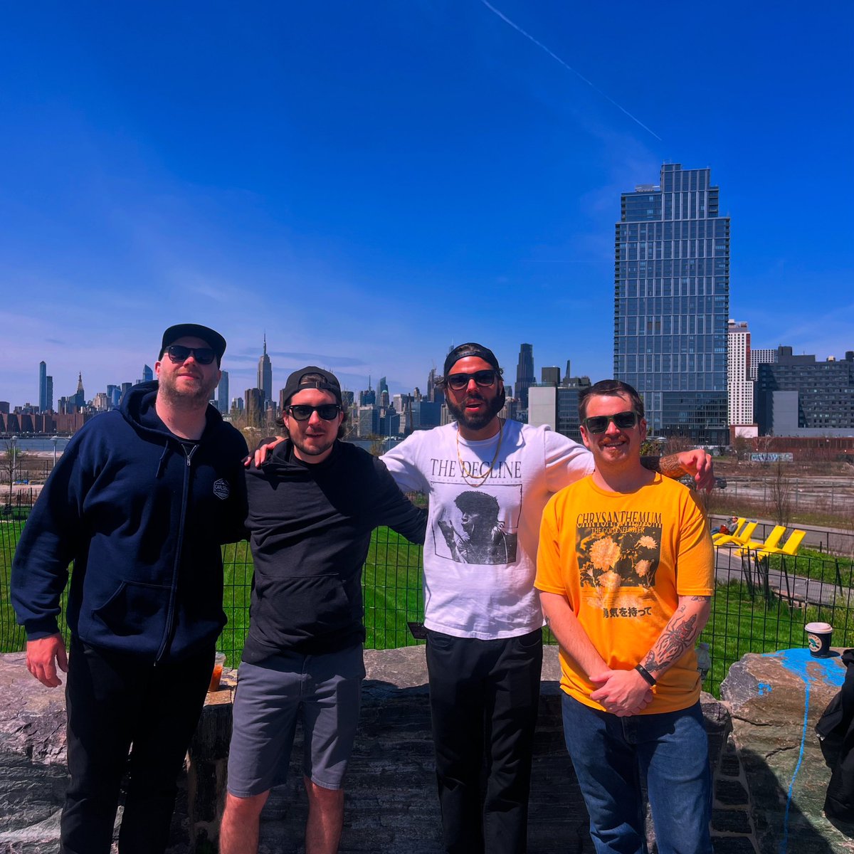 It’s our first time playing Brooklyn NY tonight 🔥🔥🔥Night 2 with our friends <a href="/10FtGanjaPlant/">10 Ft Ganja Plant</a> and @double_tiger_sounds at <a href="/brooklynbowl/">Brooklyn Bowl</a> 
We play at 8pm 🤘