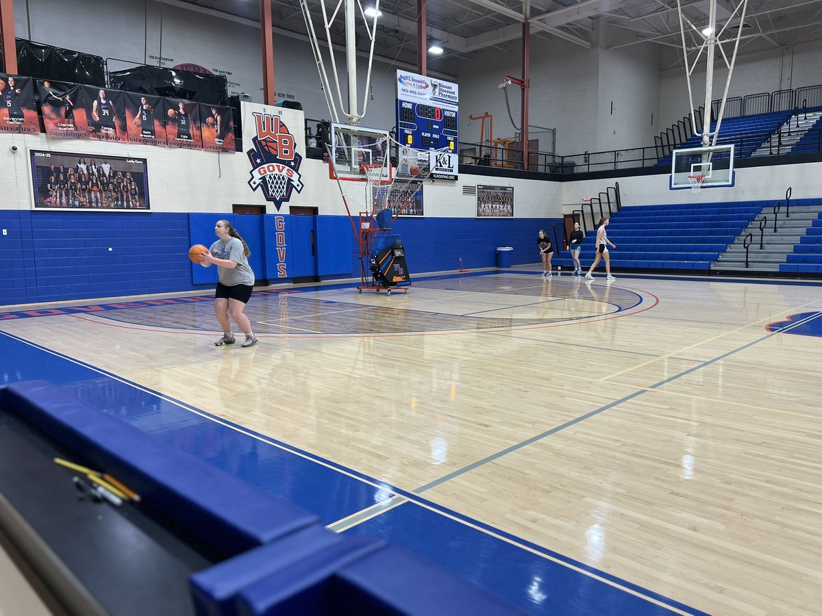 Good Friday early shooting! Always a good feeling when you open the gym at 9am and your players voluntarily show up to shoot.