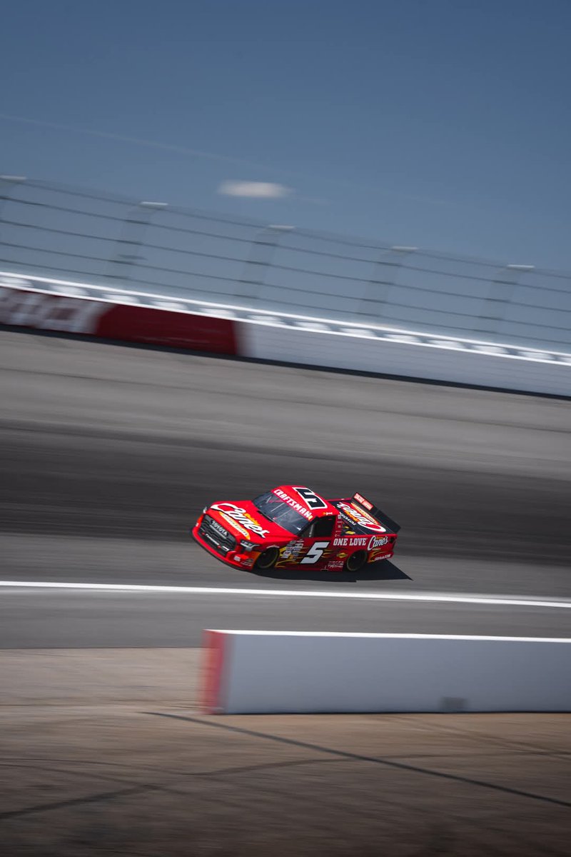 Toni B. |Not @ToniBreidinger.| tweet media