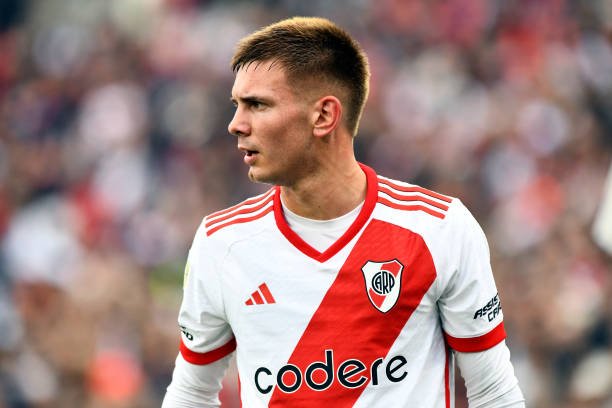 Estamos todos de acuerdo que Franco Mastantuono debería ser el "10" de River, ¿No? Es su mejor jugador hace rato.