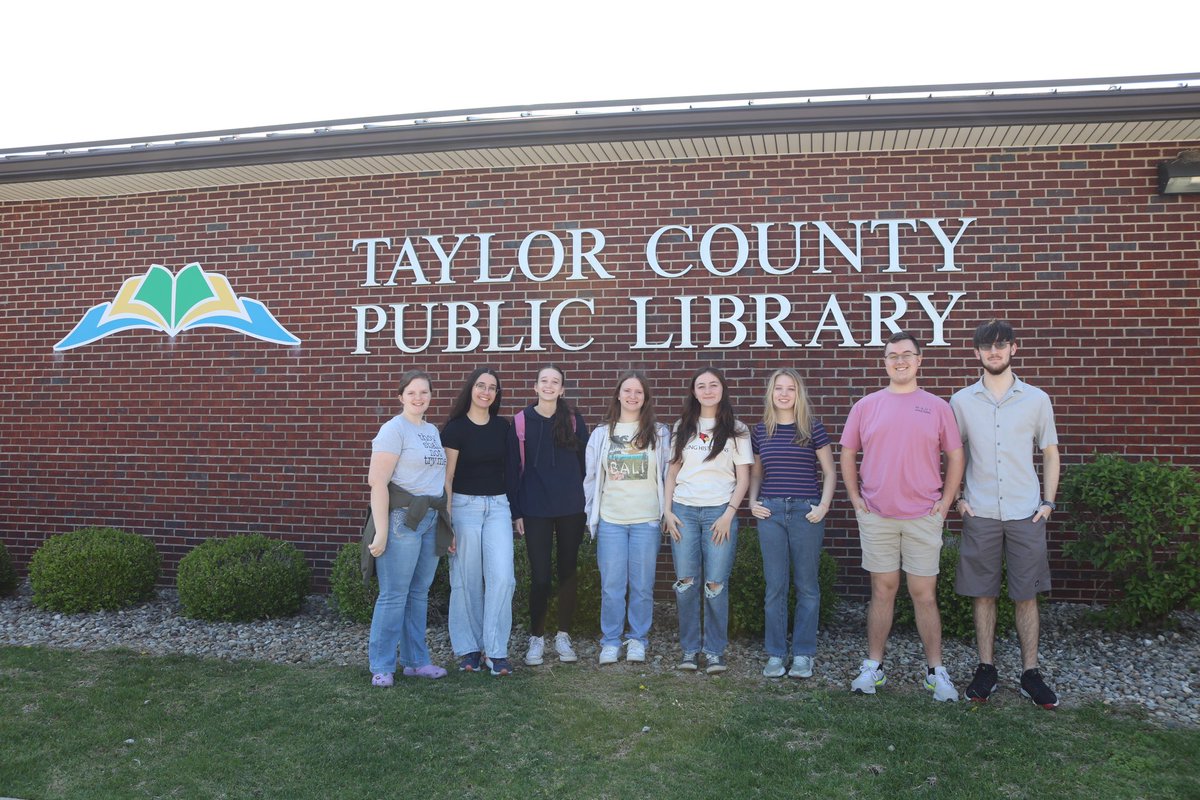 tchslib's tweet photo. Book Club won Battle of the Books today at @tcpublib!

Antonia prepared questions based on the Kentucky Bluegrass Awards 2024-25 List, which our book club members have read throughout the school year (cont.) https://t.co/mhCThNYvq1