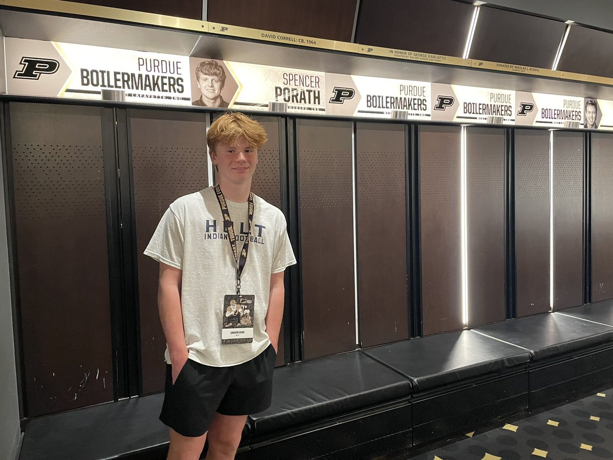 landonduke2029's tweet photo. Great experience touring the Purdue football complex!! Special thank you to @Coach_Odom @bradodom @__Perk3 for the opportunity! 
#elitemade  
@BOOMfootball 
@JPRockMO @NationHolt @HoltFB @EthanPlace8541 https://t.co/AG10qceMOT
