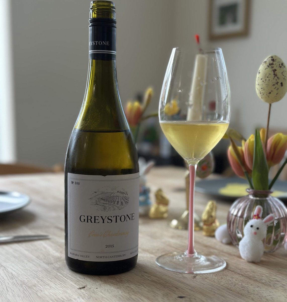 littlebedwyn's tweet photo. Homemade curry with some class New Zealand 🇳🇿 wines @nzwine @nzwineeurope @GreystoneWines @mahiwine #AtaRangi - full report soon https://t.co/NsJiH4HSMi