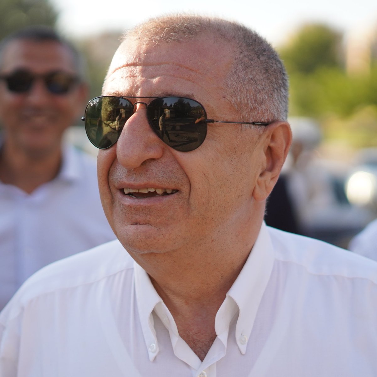 ÜMİT ÖZDAĞ VE ZAFER PARTİSİ KAZANDI!

Diyarbakır'da bir bulvara ingiliz ajanı şeyh sait'in isminin verilmesine Özdağ şiddetle karşı çıkmıştı!

Zafer Partisi mahkemeye başvurmuştu!

Mahkeme bulvardan şeyh sait ismini kaldırdı!