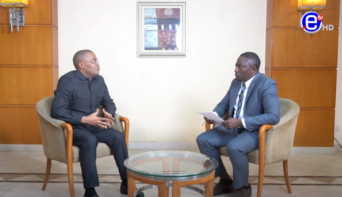 EquinoxeTv_cm's tweet image. TALKING POINT THE CHAIRMAN OF AFRILAND FIRST HOLDINGS, Dr GUY LAURENT FONDJO - EQUINOXE TV

#drguylaurentfondjo
#talkingpoint 
#équinoxetv 
#audelàdelimagenousrendonscompte

youtube.com/watch?v=yLjGtk…