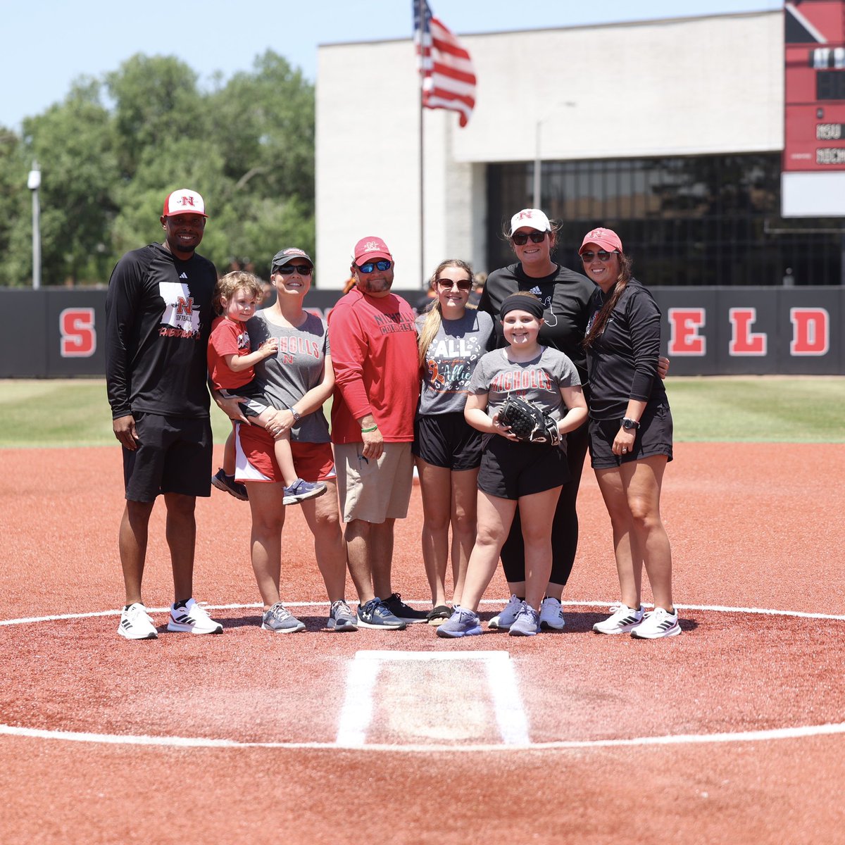 Thank you, Allie, for making our final home game even more special. You’re an inspiration to us all‼️

#AllinForAllie #GeauxColonels