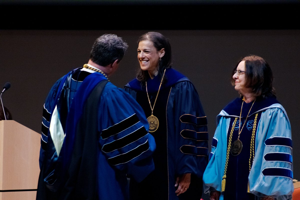 BBSutdallas's tweet photo. 👩‍🏫 Assistant professors Seaman, Shembel, and Thorn received the Eugene McDermott Distinguished Professorships, which supports tenure-system faculty in the early stages of their academic careers.

#BrainStudies #Psychology #Professorship https://t.co/kN6QguyP96