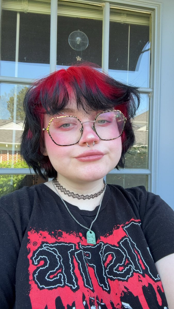 buggiebuggy's tweet photo. havent posted selfies on here in a bit haiii cx https://t.co/u6QzTkZTSs