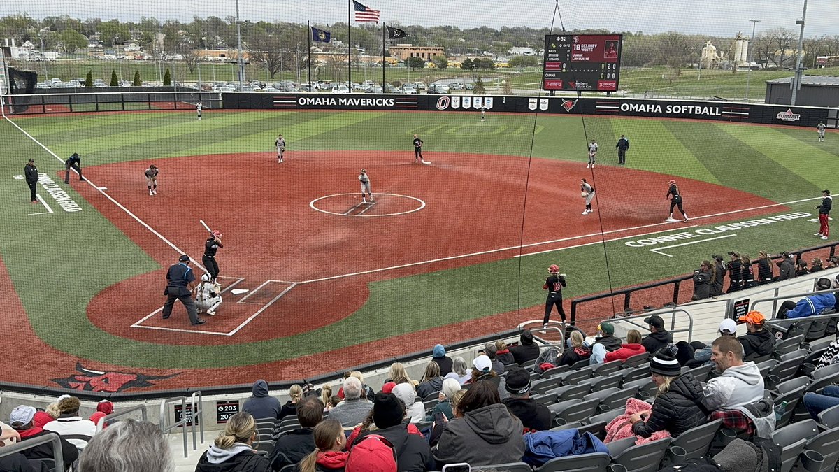 Just two Norris grads battling it out this weekend! <a href="/LexiWiggins2/">alexis wiggins</a> <a href="/delaneywhite25/">Delaney White</a>