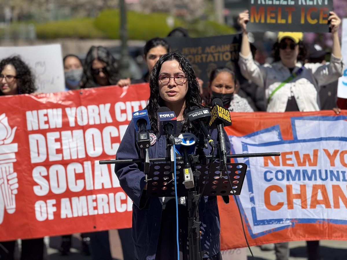 claireforny's tweet photo. Fascists are not welcome in New York. Trump and ICE cannot be allowed to operate with impunity, disappearing students, workers, and family members. It's time for state leaders to get real and pass Dignity Not Detention, New York for All, and stop any and all cooperation with ICE. https://t.co/g108ppiEjL
