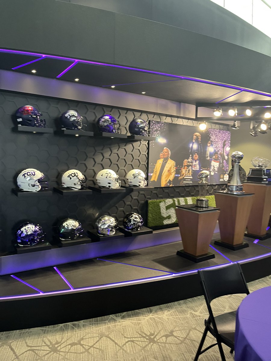 Had an amazing time <a href="/TCUFootball/">TCU Football</a>. <a href="/DezBlackCoach/">Dez Black</a> <a href="/Coach_Bragg/">Jacob Bragg</a> <a href="/CoachMorales56/">Alfredo Morales</a> <a href="/CoachHyp13/">Coach Hypolite</a>
