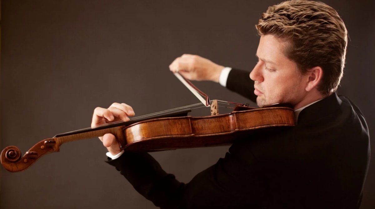This week on #CSOradio: Julian Rachlin showcases his singular versatility as a violinist, violist and conductor, performing and leading works by Tchaikovsky, Mozart and Beethoven. <a href="/WFMTclassical/">WFMT</a>

Listen on demand starting tomorrow on Experience CSO.
wfmt.com/2025/04/20/bee…
