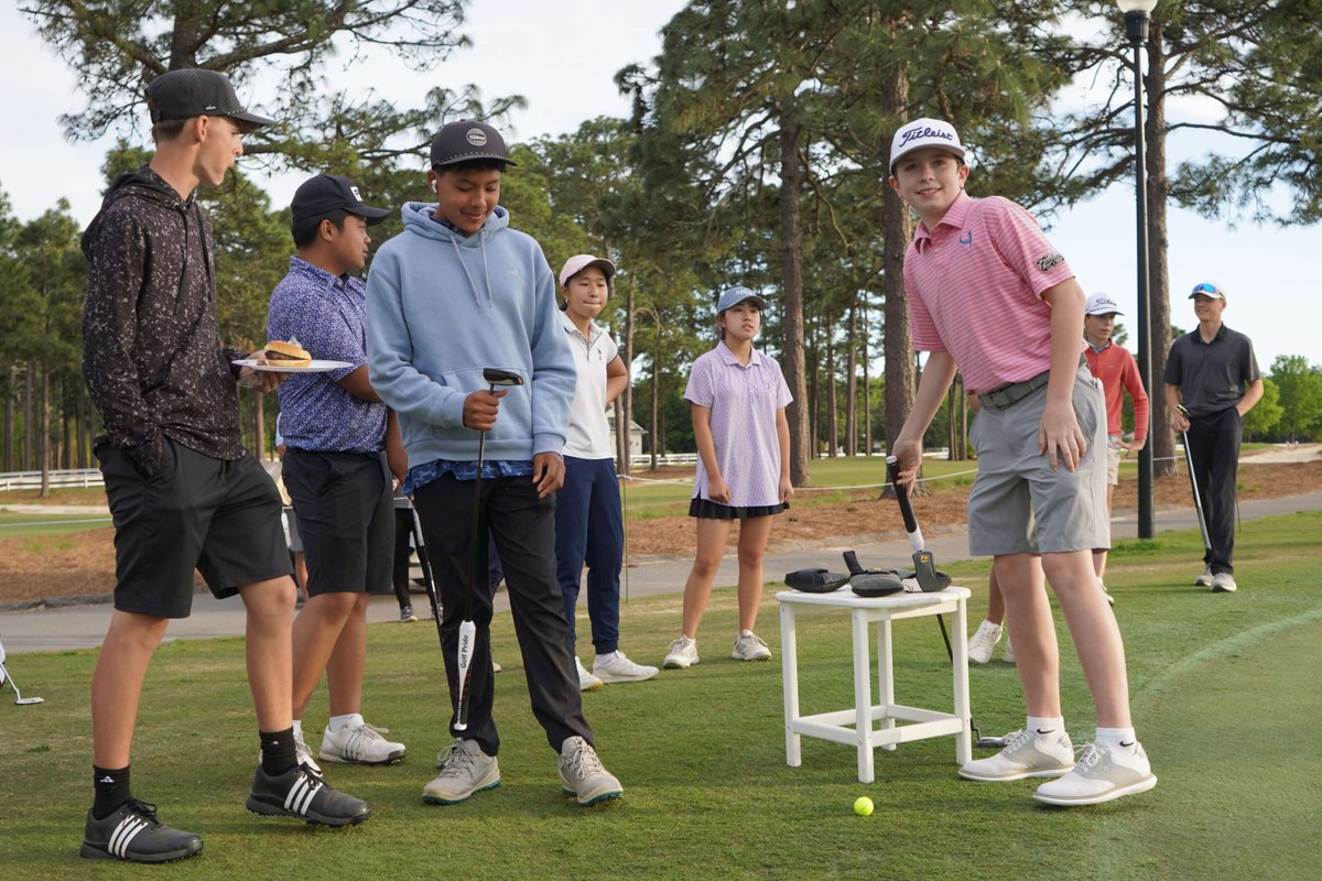 AJGAGolf's tweet photo. Getting dialed with @golfpridegrips 🏌️‍♀️

Big thanks to Golf Pride for coming out to the #TP5JAS! https://t.co/jszrtI8kOA