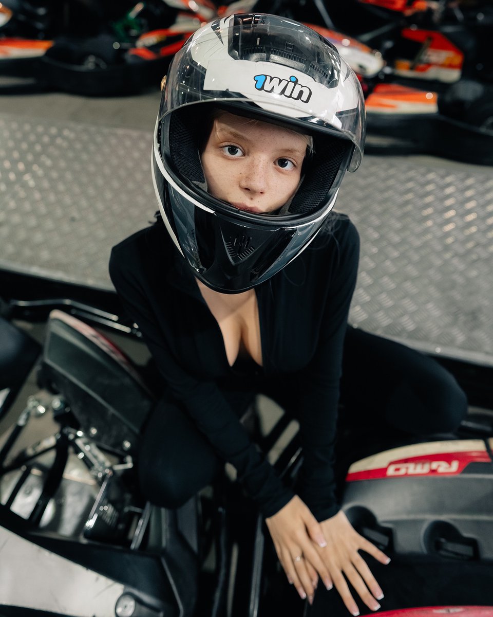 LesiMonnie's tweet photo. Life is too short to drive slow ❤️‍🔥 https://t.co/BTDQxNVxPx