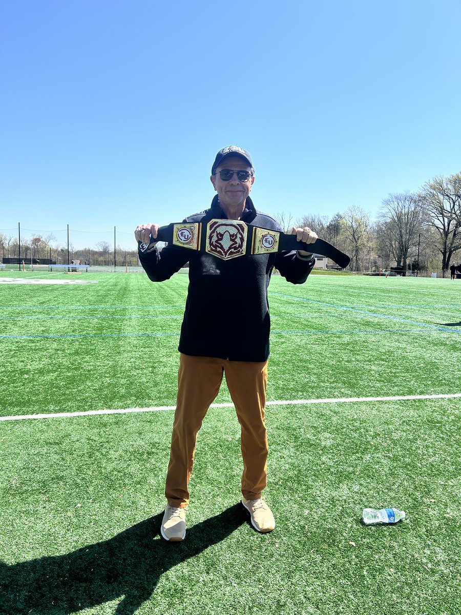 AMANDAbolic's tweet image. Had an inspiring guest @gors55 come out to support Eastern Flag Football and watch us secure TWO big wins on Thursday!
Grateful for him coming to visit and proud of this squad’s grit and growth all season 🦅🏈
@EUWomensFlagFB