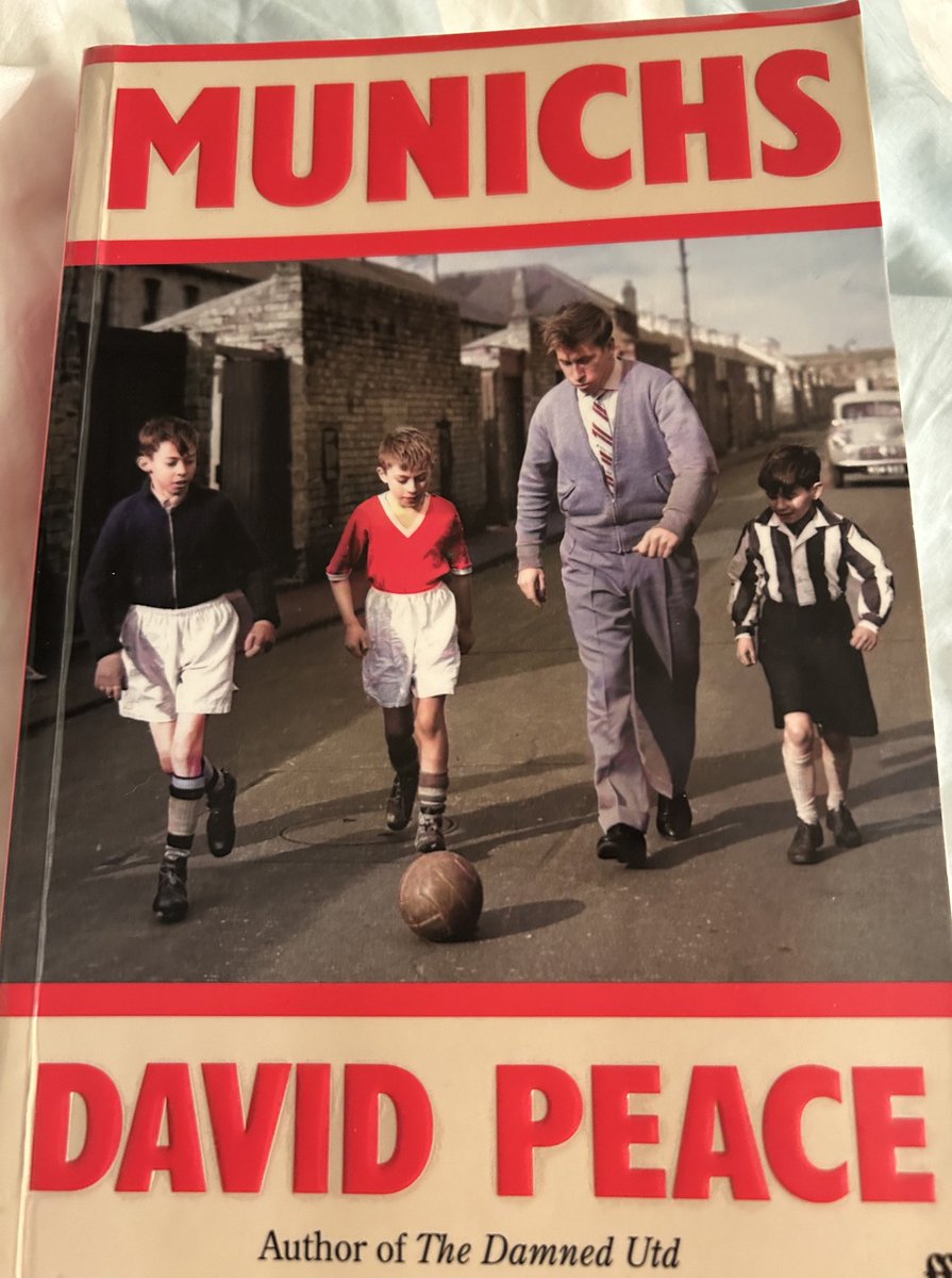 pmokane's tweet photo. Reading the excellent Munichs by David Peace and there’s an unexpected homage to James Joyce’s The Dead. #JamesJoyce #TheDead #Munichs #DavidPeace https://t.co/JaQYiIg1Ac
