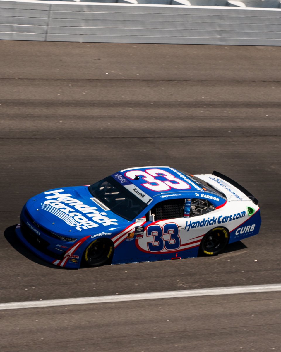 DID SOMEONE SAY KASEY KAHNE FRIDAY⁉️🗣️