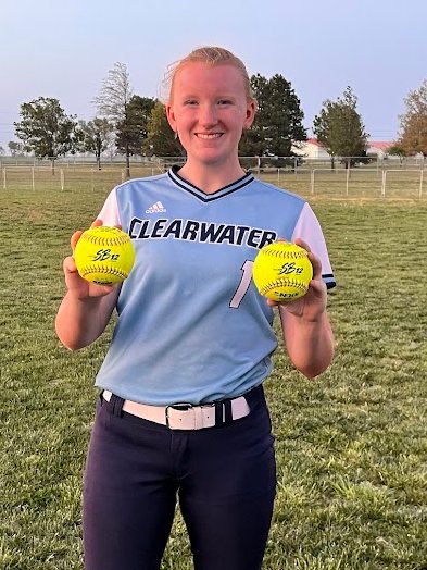 sportsinkansas's tweet photo. Clearwater softball standout Trista Welty with a no hitter last night against Wellington as she picked up career number 200 strikeout. Welty pitched 6 innings with 17 strikeouts in the win - that leaves one out for someone else to make a play. Welty is a just a junior for Clearwater but has been a back to back SIK All-State pick in her freshman and sophomore seasons. Last year she went head to head with Peyton Hardenburger of Wamego in their 17 inning pitcher battle in round one of the 4A State Tournament. Clearwater is 11-1 on the year looking to get back to that 4A state tournament in Salina. #sportsinkansas
