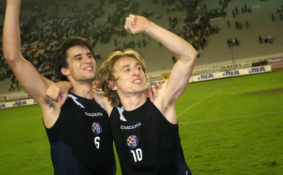 نيكولا بوكريفاتش ومودريتش.