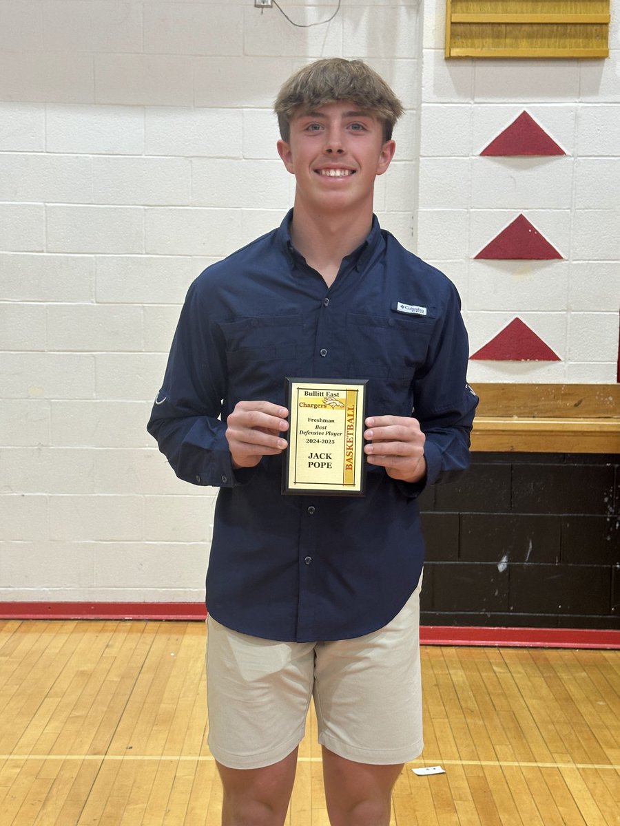 Freshmen Awards:
Best Off Player- Emmanuel Ricketts
Best Def Player- Jack Pope
Most Improved- Jeremiah Hayes
Charger Award- Aiden Headley
Academic Award- Aiden Headley