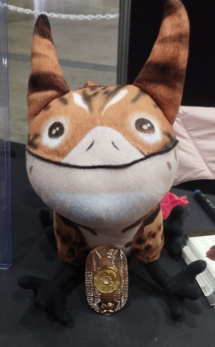 Mathildefrench's tweet image. What a first day! I'm so happy to see everyone! Thank you for your kindness and the awesome swag! Let's go for day 2! #SWCJ準備中 #SWCJ  #ahsokatano #Grogu #Lothcat