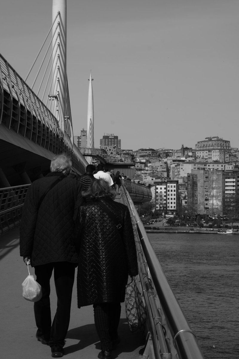 İstanbul
18.25