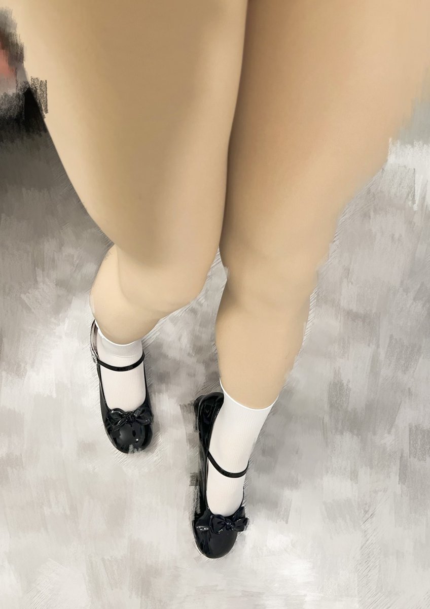 肉丝白袜叠穿

#肉丝 #白袜 #TS