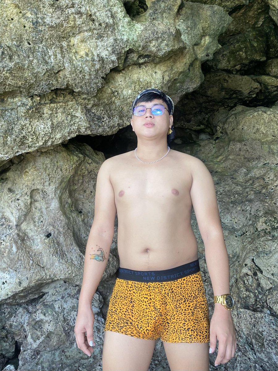 Ninyo1210's tweet photo. Bahalag tambok basta dako ug 🍆💦 https://t.co/V676v2fuGt