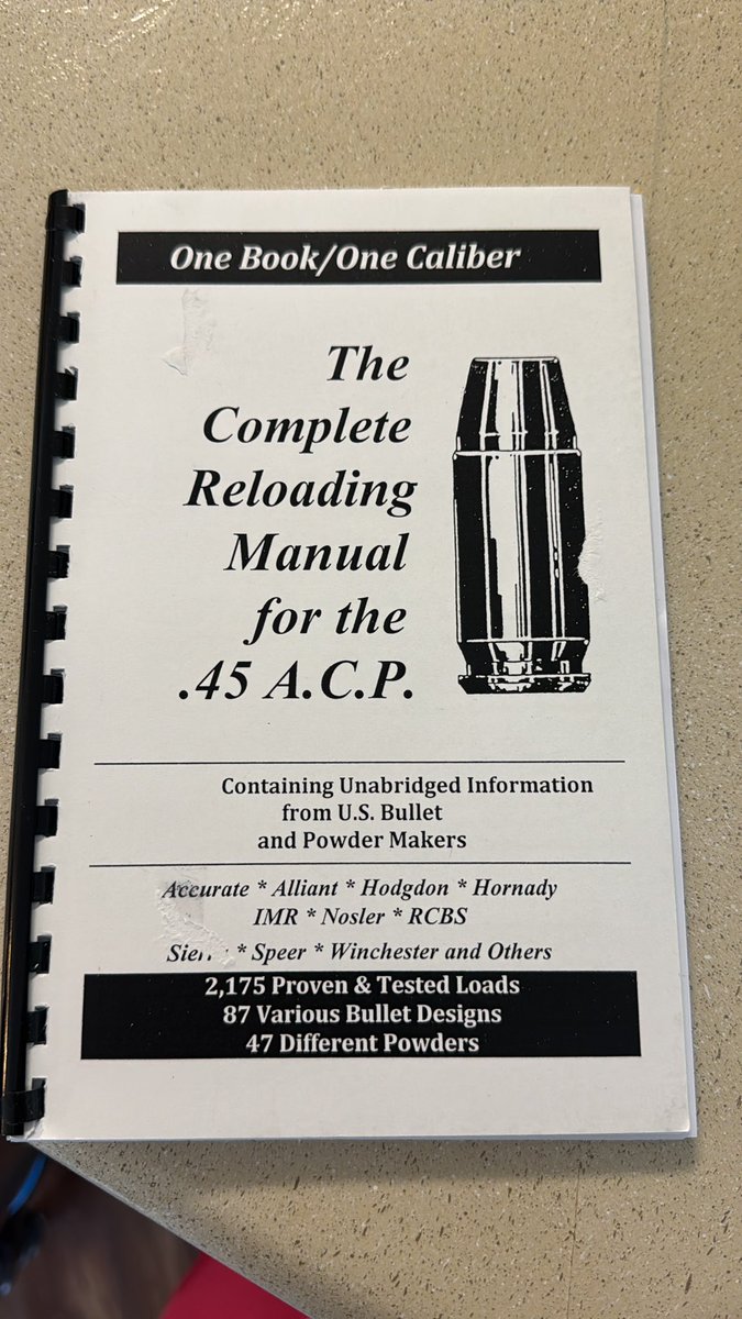 DrXBloomGaming's tweet photo. 🧵The Complete Reloading Manual for the .45 ACP🧵
✨This book was copyrighted in 2017✨
Please don’t be a dumbass. Reloading ammunition is dangerous and uses explosive and highly flammable materials. Please use CAUTION!
#ReloadingContent #reloading #45ACP #Completemanual https://t.co/hxnMUFPuFA
