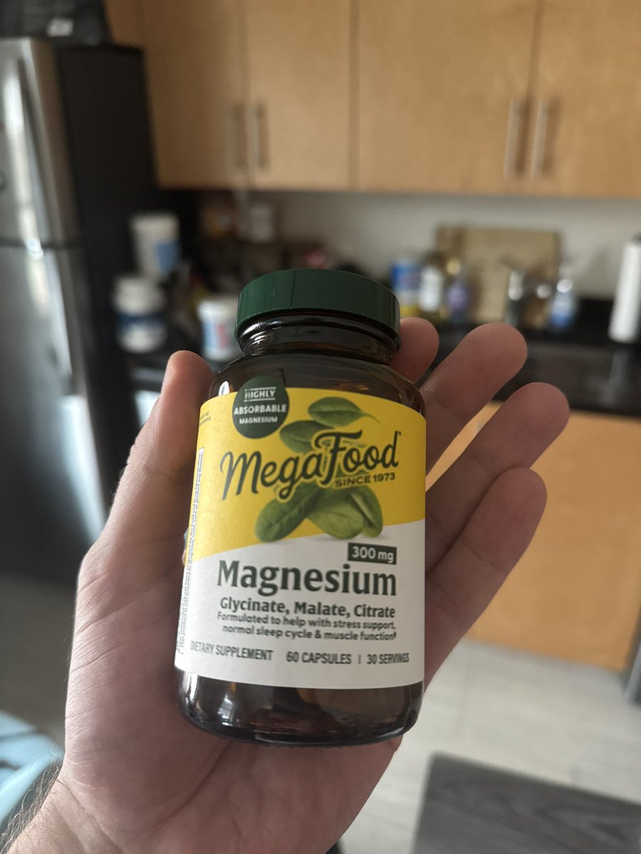 fattycaleb's tweet photo. @IkanaCastle_ I take like 9 different supplements every day and this is my favorite one I highly recommend ‼️‼️ Take one mid day and then another one 2 hrs before bed https://t.co/7VwSiHTkOc