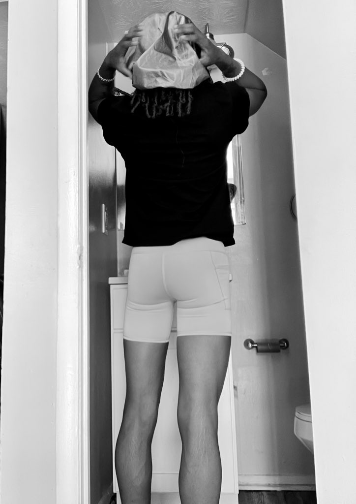 Slim lil gangsta thang 😌