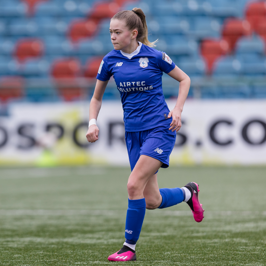 CardiffCityFCW's tweet photo. Tomorrow's Adran U19 Play-Off Final brings back fond memories! ⏮️

Eliza Collie, Mikayla Cook, Grace Evans and Madison Lloyd have all previously come out victorious in the fixture, highlighting the pathway from U19s to the senior squad! 💙

#CityAsOne | @CMBEngineering https://t.co/vW9wMOfnm8