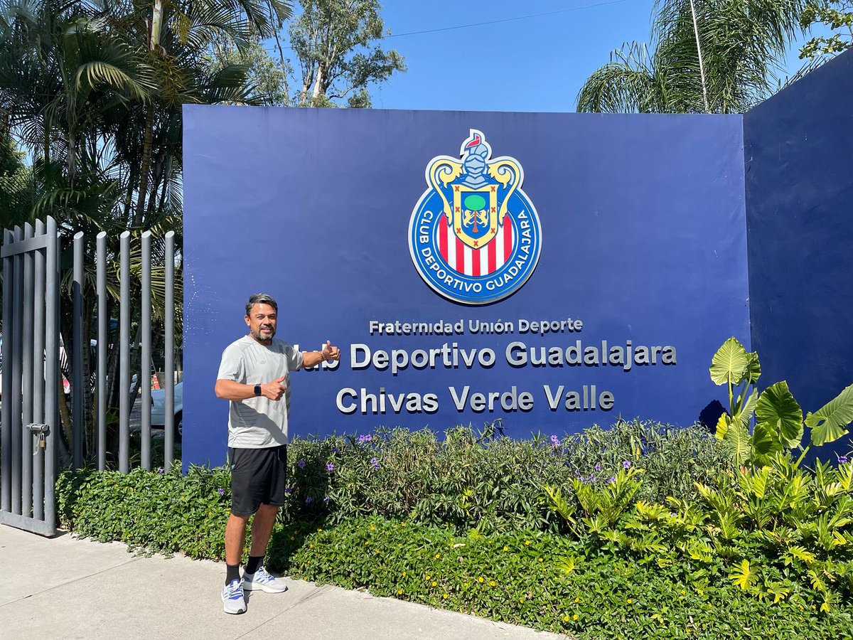munejg9's tweet photo. De vuelta en casa ! @Chivas https://t.co/fVOrBgtgJQ