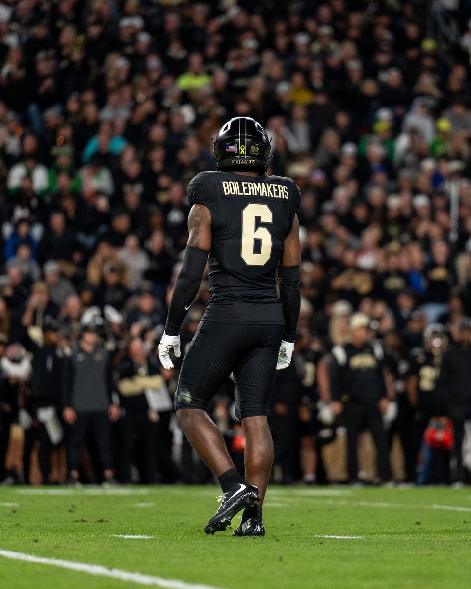 Raheem “Heem” Floyd (@holdonheem) on Twitter photo Blessed to announce i have received an offer from Purdue University!! <a href="/CochBG4/">Brandon Gregory</a> <a href="/DarrenSunkett/">Coach Sunk</a> <a href="/Mike_Scherer38/">Michael Scherer</a> <a href="/AllenTrieu/">Allen Trieu</a> <a href="/Rivals/">Rivals</a> <a href="/On3sports/">On3</a> <a href="/On3Recruits/">On3 Recruits</a> <a href="/BoilerFootball/">Purdue Football</a> @nelly_mizL4C <a href="/hamitchom/">Coach Mitchom</a> Blessed to announce i have received an offer from Purdue University!! <a href="/CochBG4/">Brandon Gregory</a> <a href="/DarrenSunkett/">Coach Sunk</a> <a href="/Mike_Scherer38/">Michael Scherer</a> <a href="/AllenTrieu/">Allen Trieu</a> <a href="/Rivals/">Rivals</a> <a href="/On3sports/">On3</a> <a href="/On3Recruits/">On3 Recruits</a> <a href="/BoilerFootball/">Purdue Football</a> @nelly_mizL4C <a href="/hamitchom/">Coach Mitchom</a>