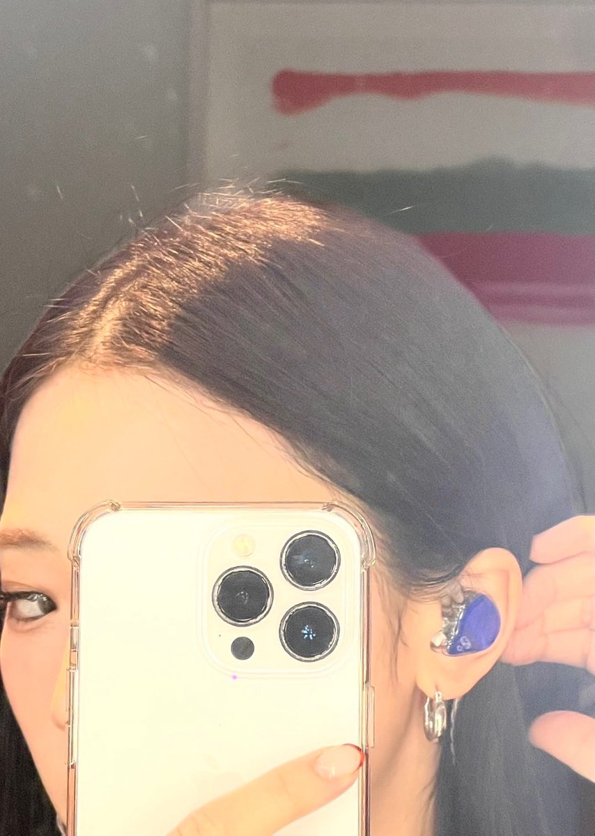 kiwi 瑠花 · tweet media