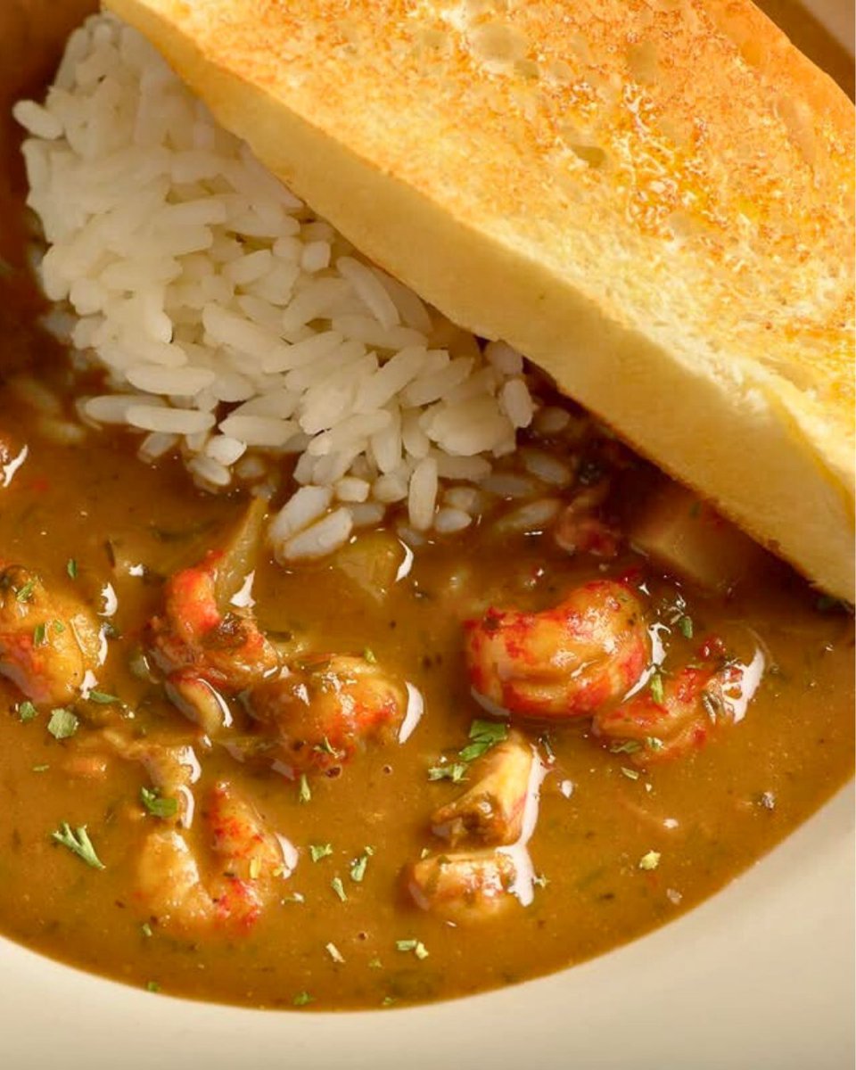 It’s a GOOD FRIDAY out here in Louisiana’s River Parishes — honoring our faith, feeding our souls, and filling our bellies with the best seafood around. Amen and pass the hot sauce. 🙏🦐🌶️ 

📸: Creole House, The Seafood Pot, Spahr’s Seafood
