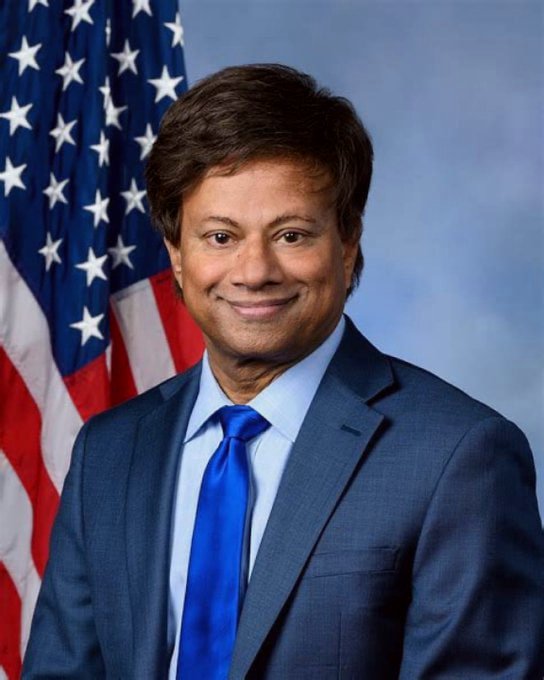 RightScopee's tweet photo. 🚨Democrat Rep. Shri Thanedar calls for President Donald Trump to be impeached.

What’s your response to Him? https://t.co/o7NpxCNwGf