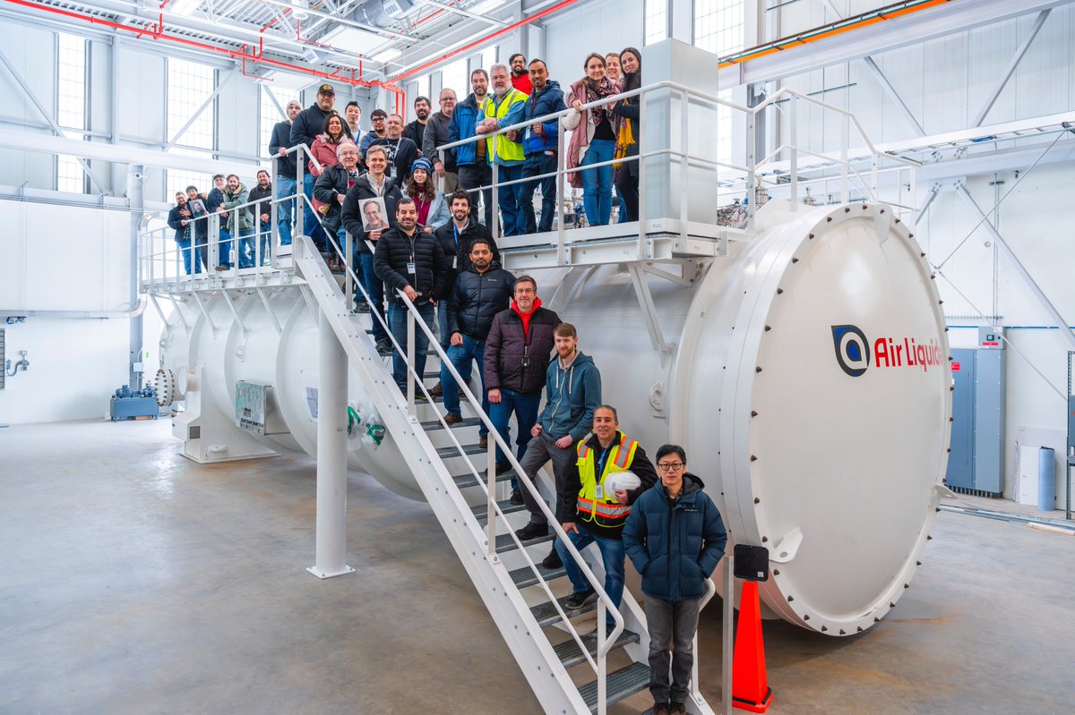 Fermilab (@fermilab) on Twitter photo #DidYouKnow: The #PIP2Coldbox is at the heart of the cryogenic system to keep the accelerating structures for PIP-II cold? PIP-II will enable the world’s most intense high-energy beam of neutrinos for <a href="/DUNEScience/">Deep Underground Neutrino Experiment</a>.
🔗 Learn more: pip2.fnal.gov #DidYouKnow: The #PIP2Coldbox is at the heart of the cryogenic system to keep the accelerating structures for PIP-II cold? PIP-II will enable the world’s most intense high-energy beam of neutrinos for <a href="/DUNEScience/">Deep Underground Neutrino Experiment</a>.
🔗 Learn more: pip2.fnal.gov