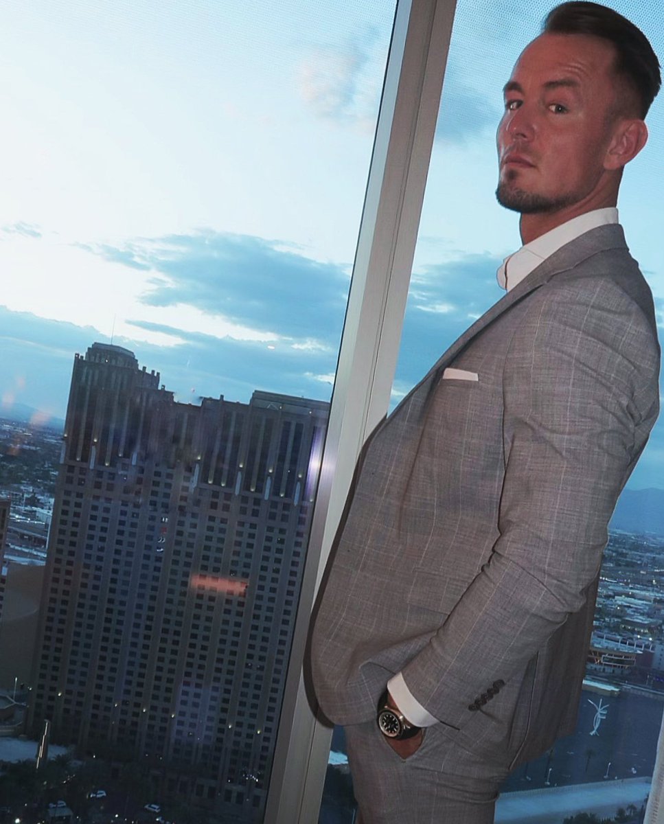 European Elegance 👑 #LK #WrestleMania
#LudwigKaiser
#EuropeanElegance
#APlusEVERYTHING