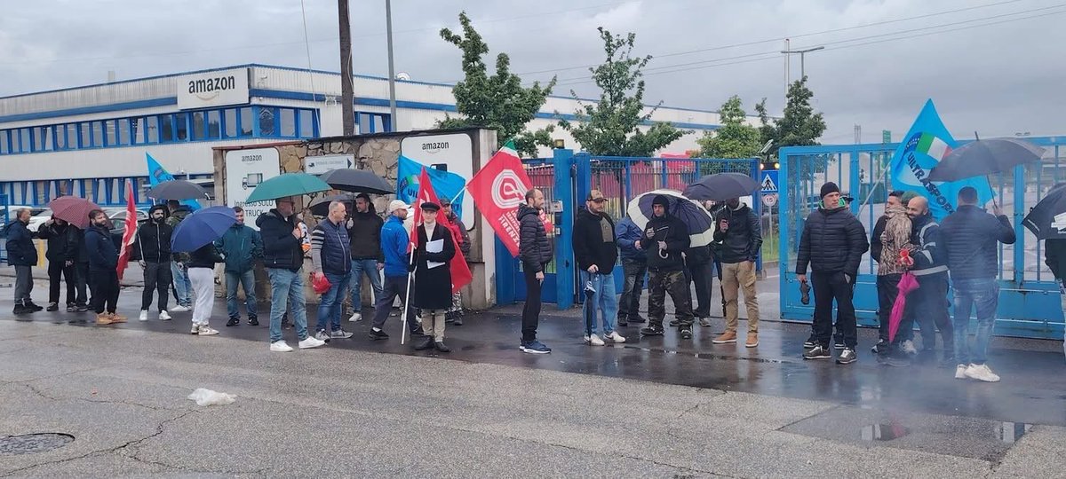 Amazon Teamsters and 1.3 million members of the Teamsters Union stand in strong solidarity with FILT-CGIL, FIT-CISL, Uiltrasporti and all the Amazon drivers on strike today across Italy.

Your just demands for increased safety, livable wages, fair routes and workloads, and an end