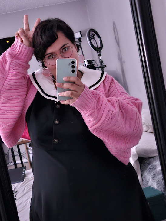 Happy Fat Femme Friday 🌝 